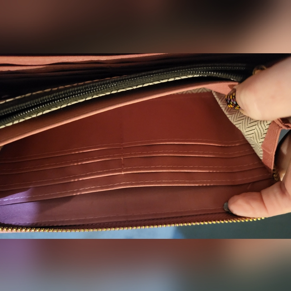 Pink wallet - Picture 5 of 6